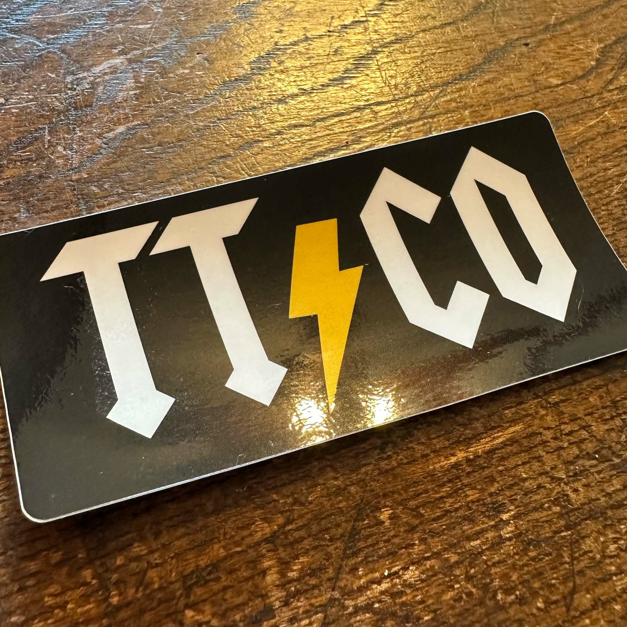 TT&CO. ステッカー040
