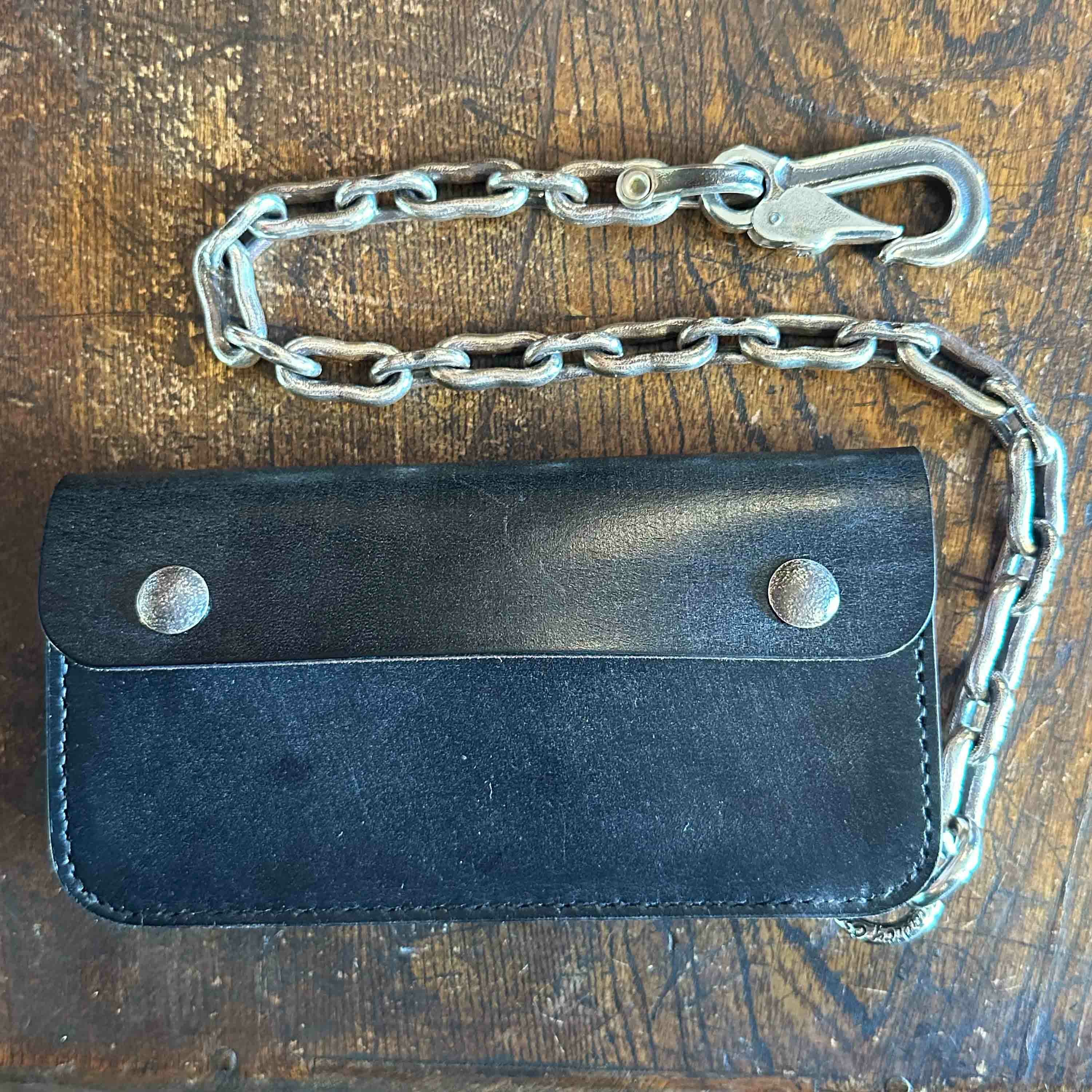 LYNCH SILVERSMITH & TT&CO. Wallet and Wallet chain | tt and company