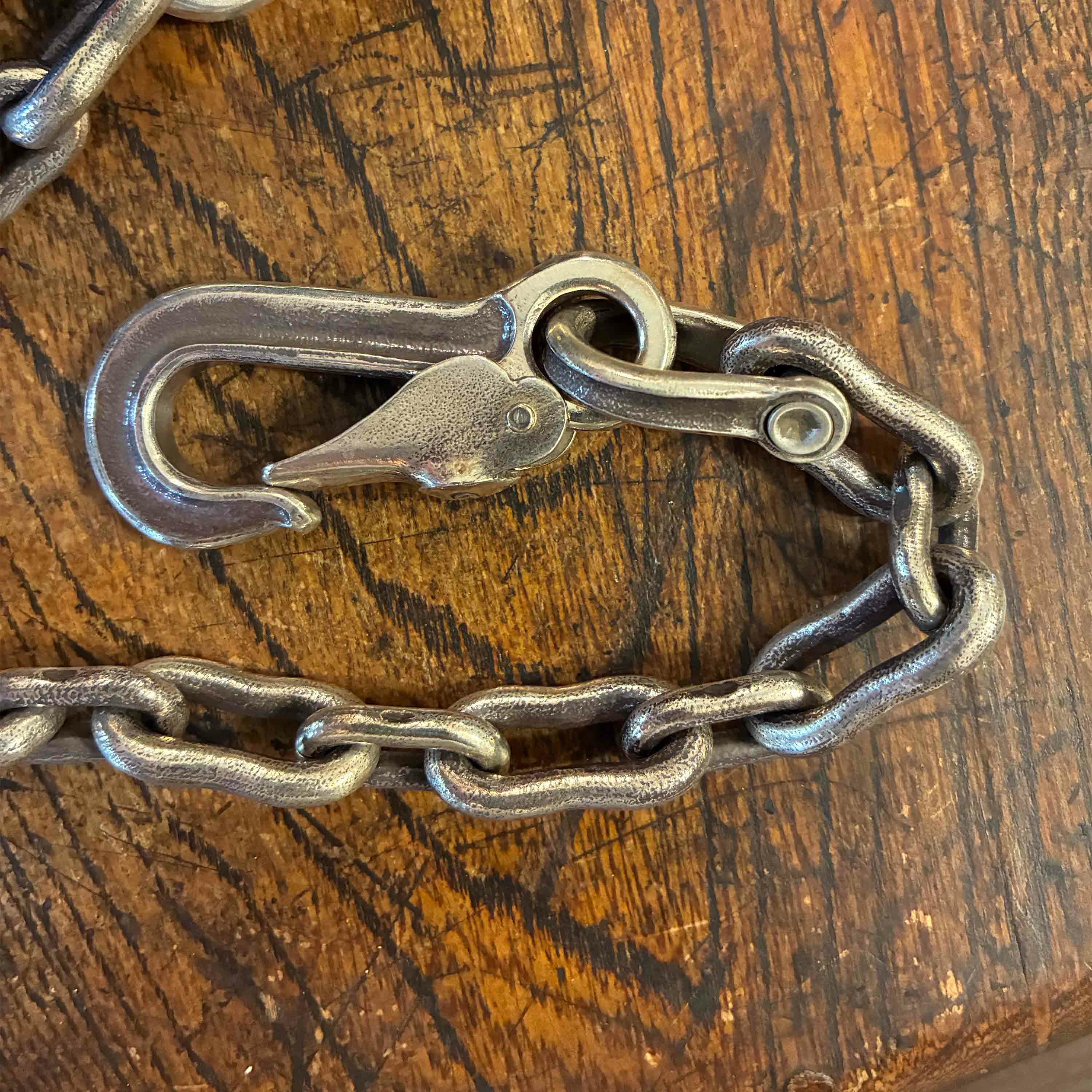 LYNCH SILVERSMITH & TT&CO. Wallet and Wallet chain | tt and company