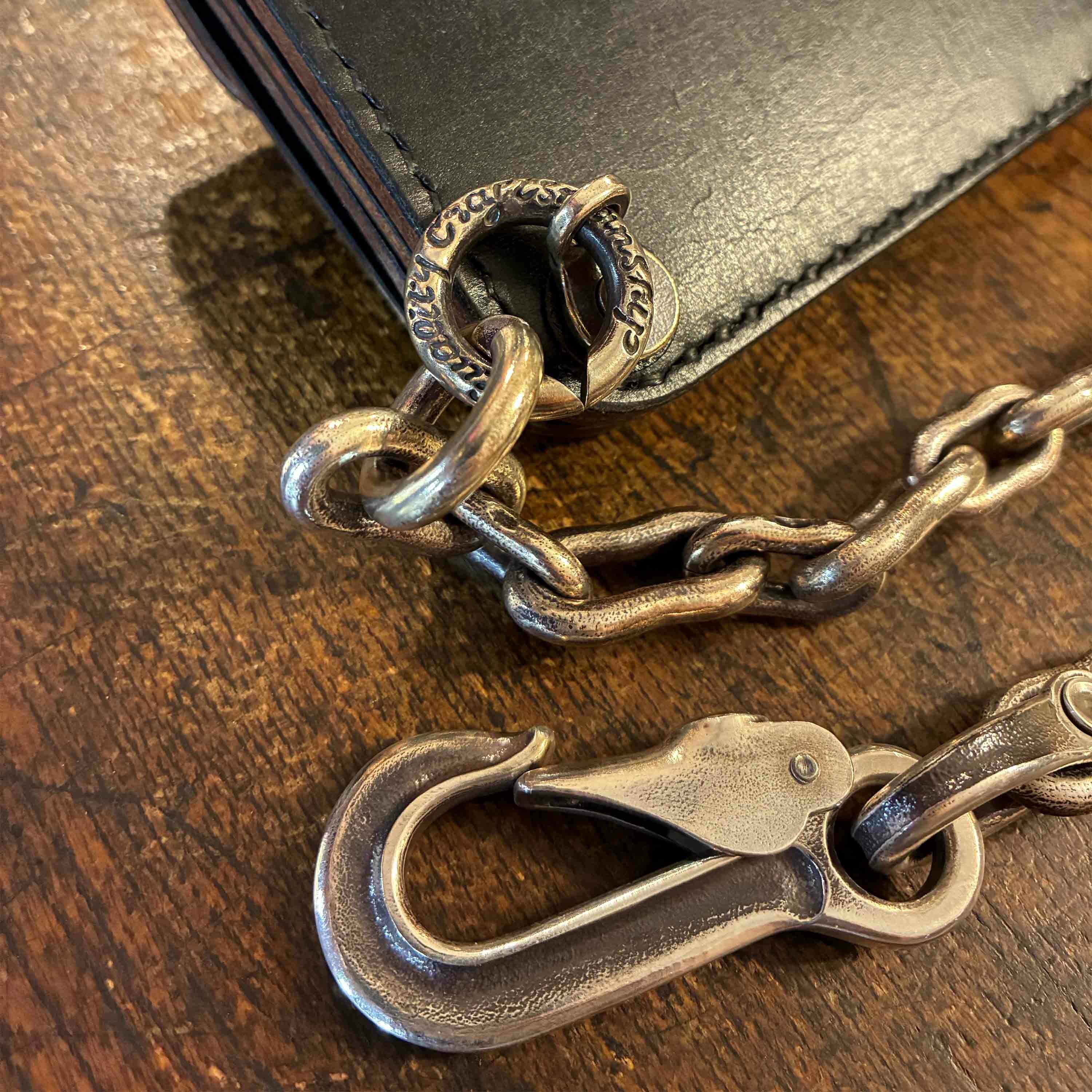 LYNCH SILVERSMITH & TT&CO. Wallet and Wallet chain | tt and company