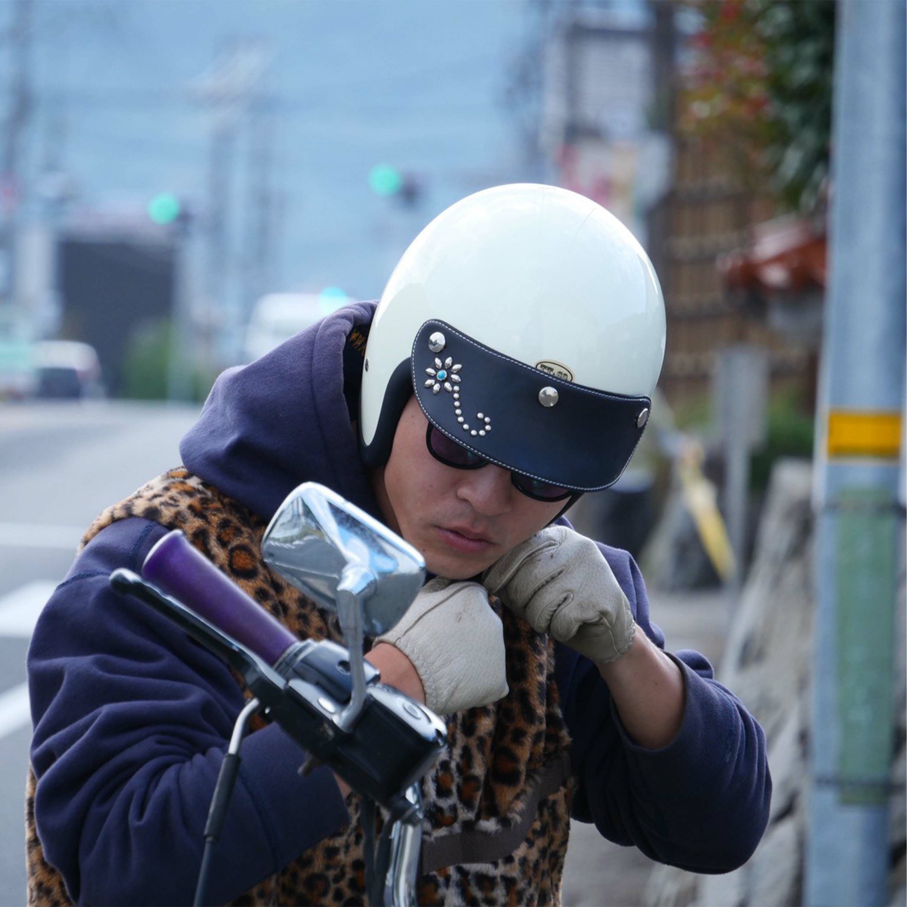 TT&CO.ヘルメット専用】any motorcycleレザーバイザー（ターコイズ