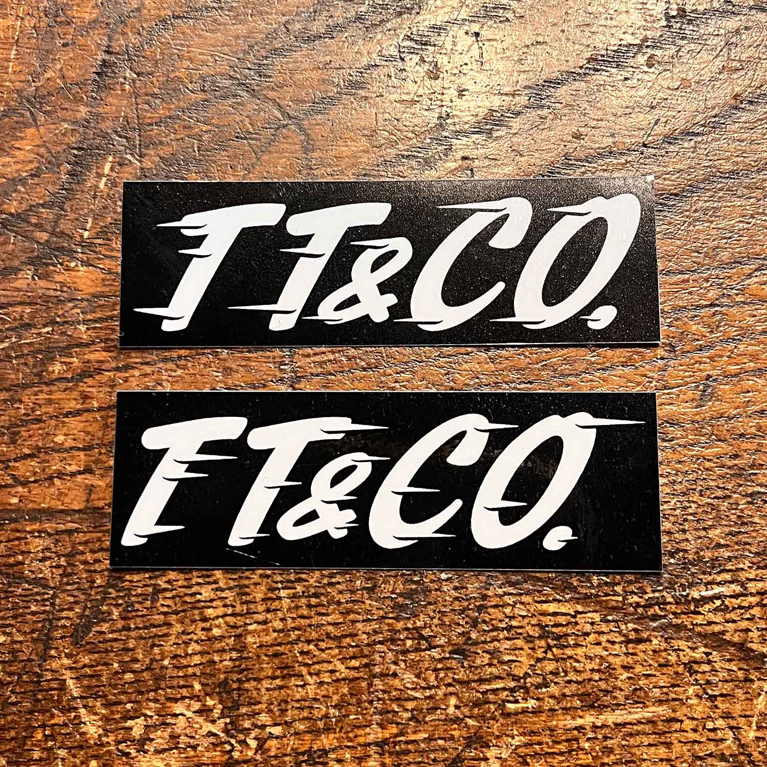TT&CO. ステッカー053